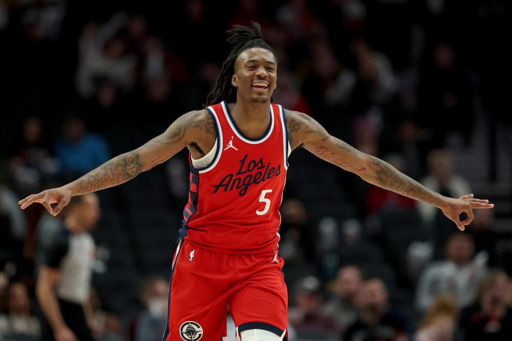 曼安排在 曼安排在