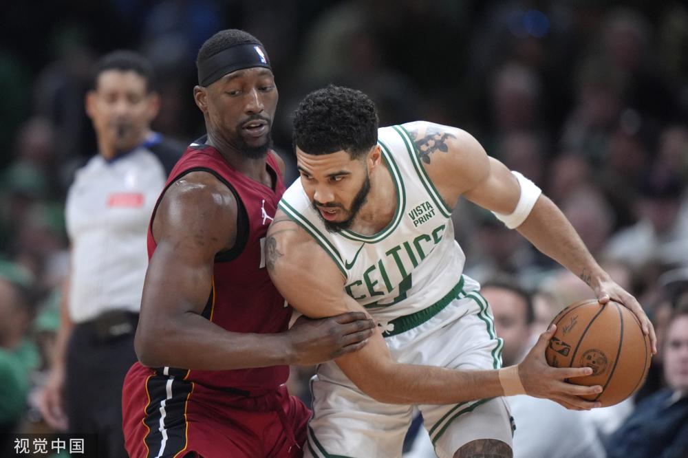 场上的情绪 场上的情绪